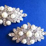Wedding Shoe Clips, Crystal, Pearl Shoe clips, Fancy shoe clips, Brial shoes, Gift for Her, Glamorous Pearl Collection